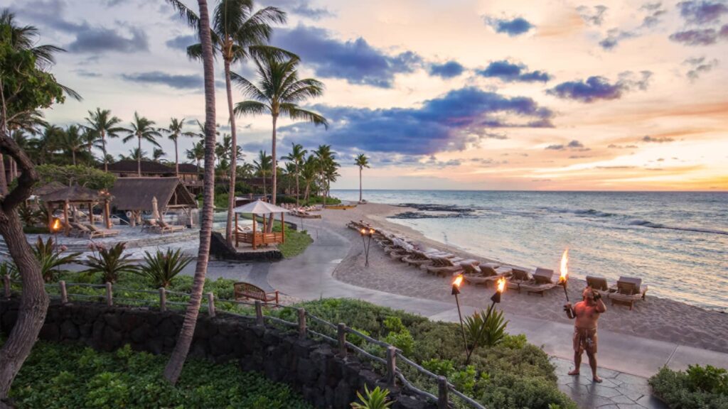 Four Seasons Hualalai wedding